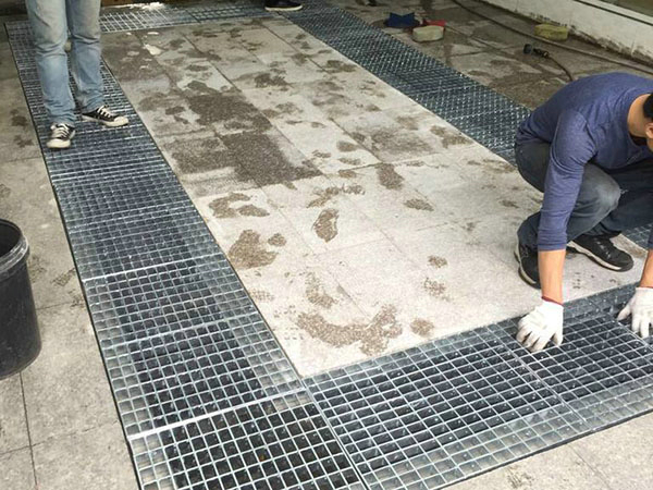 洗車房水溝蓋板的應(yīng)用  洗車房水溝蓋板的應(yīng)用